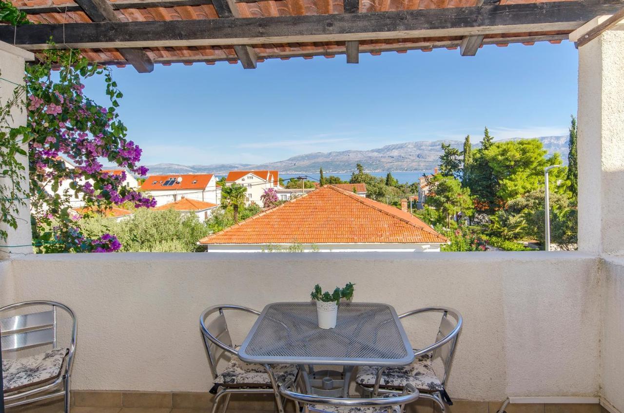Apartment Derado Supetar