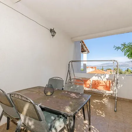 Apartments Derado Supetar Exterior photo