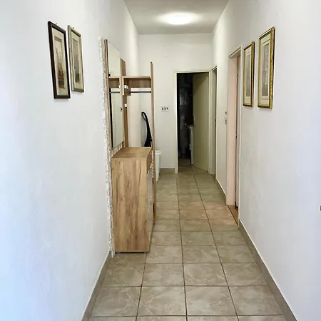 Apartments Derado Supetar Exterior photo