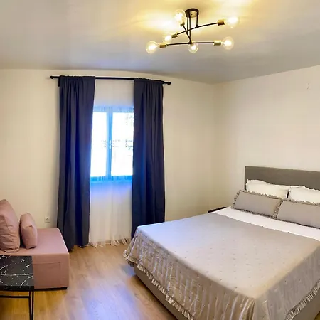 Apartments Derado Supetar Exterior photo
