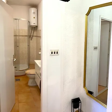 Apartments Derado Supetar Exterior photo