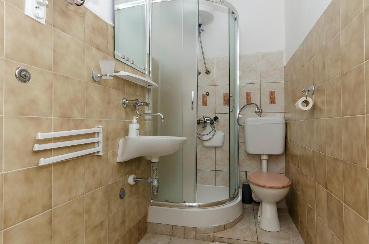 Derado Apartmán Supetar